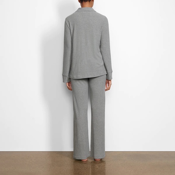 SKIMS Soft Lounge Sleep Set | Heather Gray - Picture 2 of 16